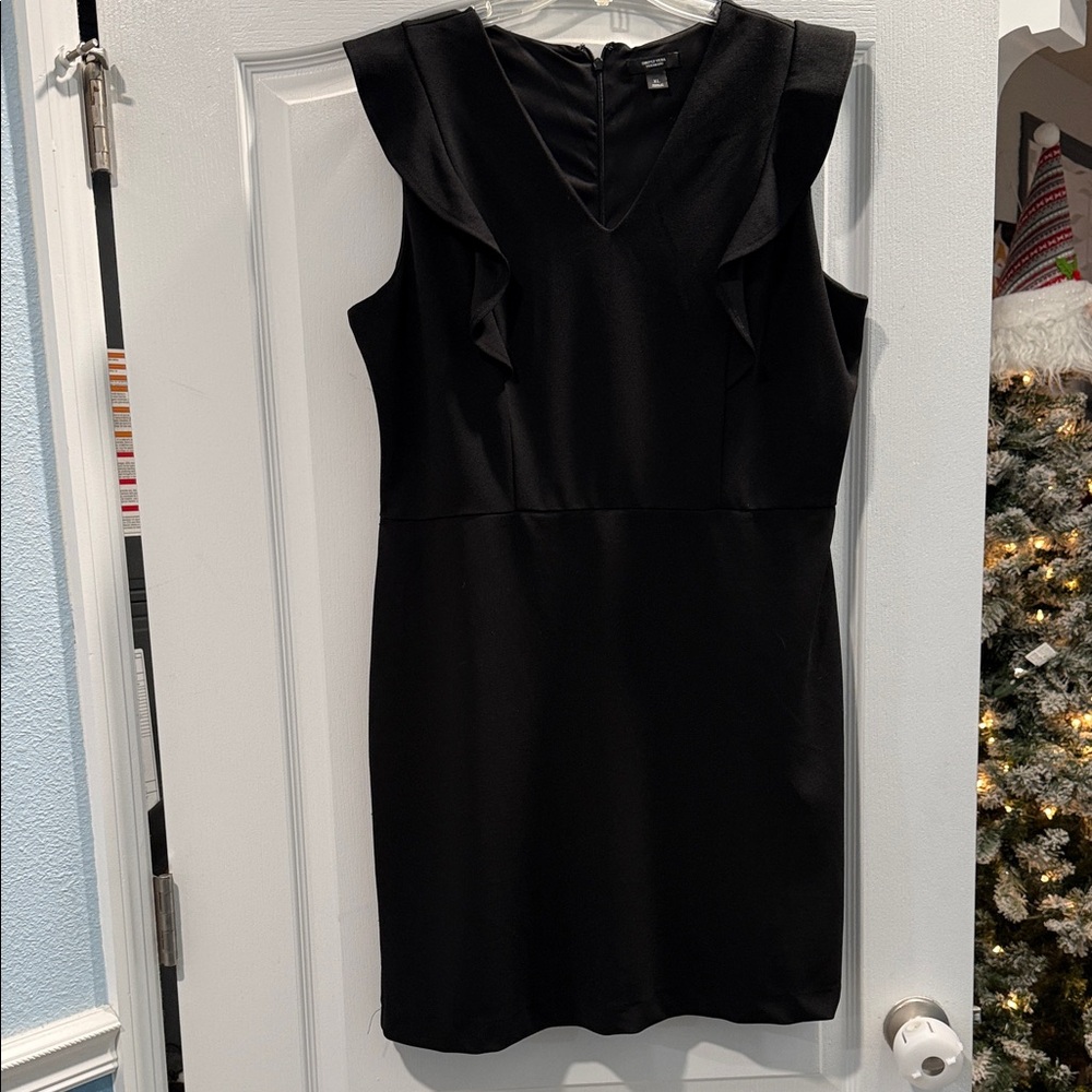 Simply Vera Vera Wang Black Ruffle Midi Dress